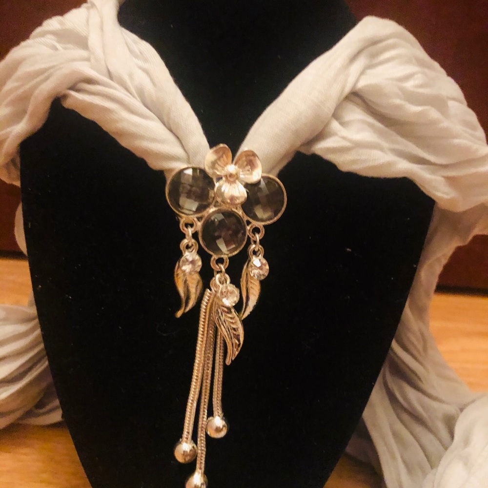 Jewelry Charm Scarf by Alirina - Picture 4 of 6